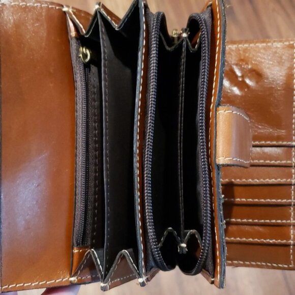 Patricia Nash Embossed Cametti Leather Trifold Wallet - Picture 6 of 11